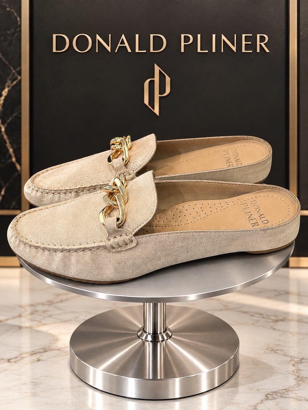 Donald Pliner Bless Metallic Chain Mule Loafers Women’s 8B